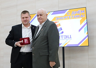 Более 150 работников АО «КРЫМТЭЦ» отмечены наградами разного уровня в свой профессиональный праздник