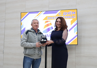 Более 150 работников АО «КРЫМТЭЦ» отмечены наградами разного уровня в свой профессиональный праздник